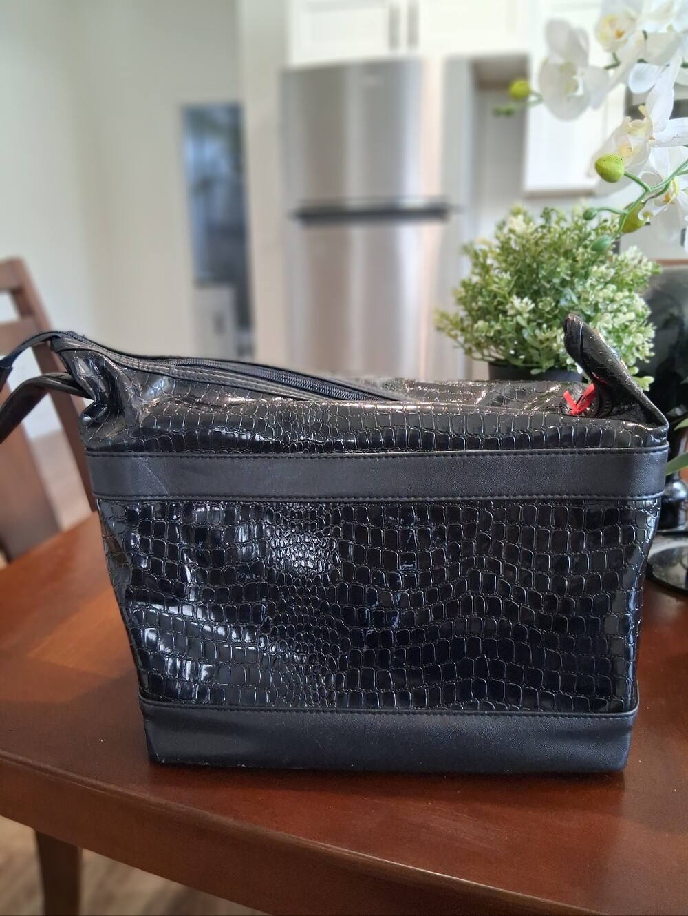 GORGEOUS Lancome Cosmetic Case - Picture 7 of 11